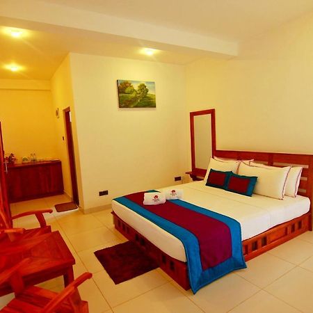 Athkandura Hotel Habarana Ngoại thất bức ảnh