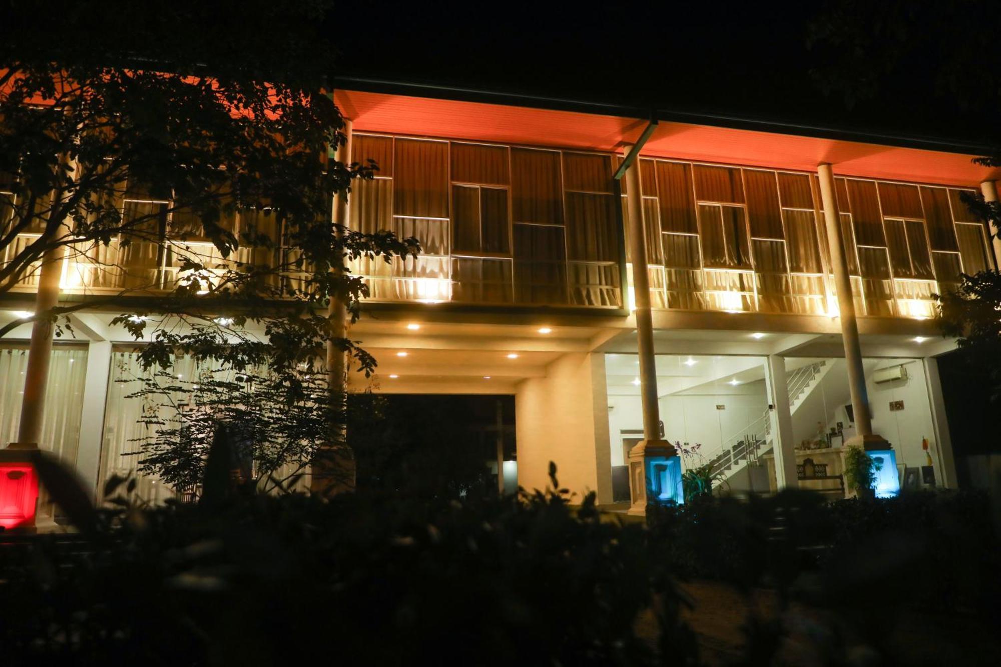 Athkandura Hotel Habarana Ngoại thất bức ảnh