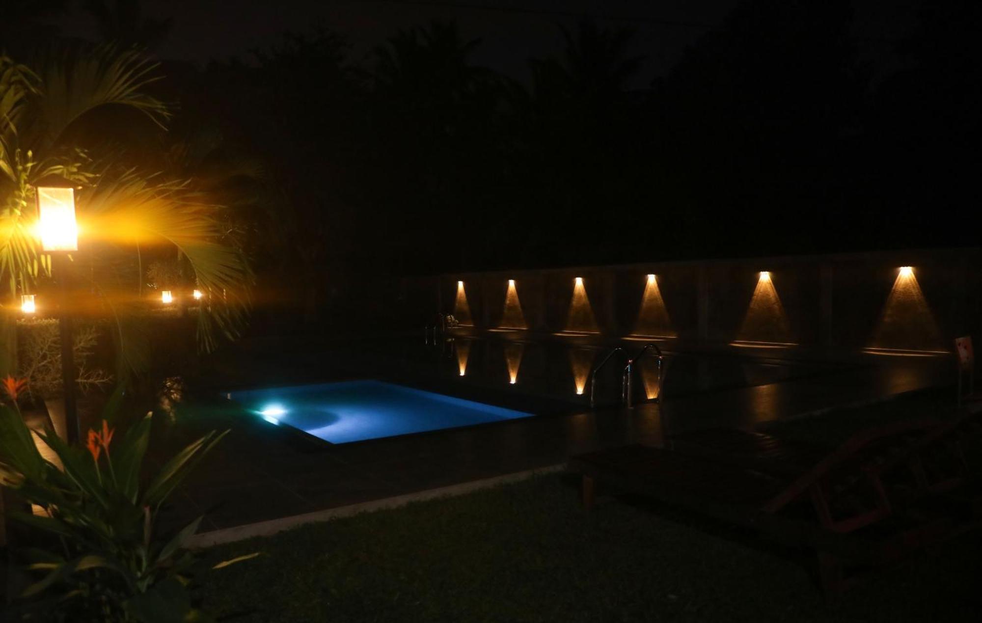 Athkandura Hotel Habarana Ngoại thất bức ảnh