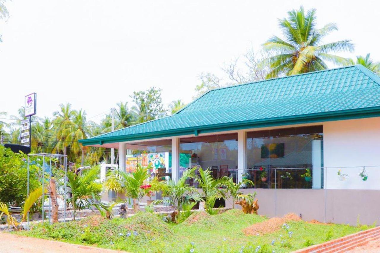 Athkandura Hotel Habarana Ngoại thất bức ảnh